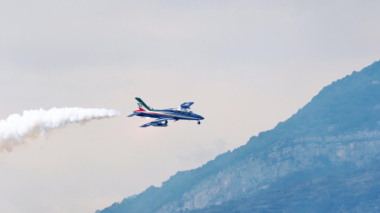 Torino aereo schianto morta bambina