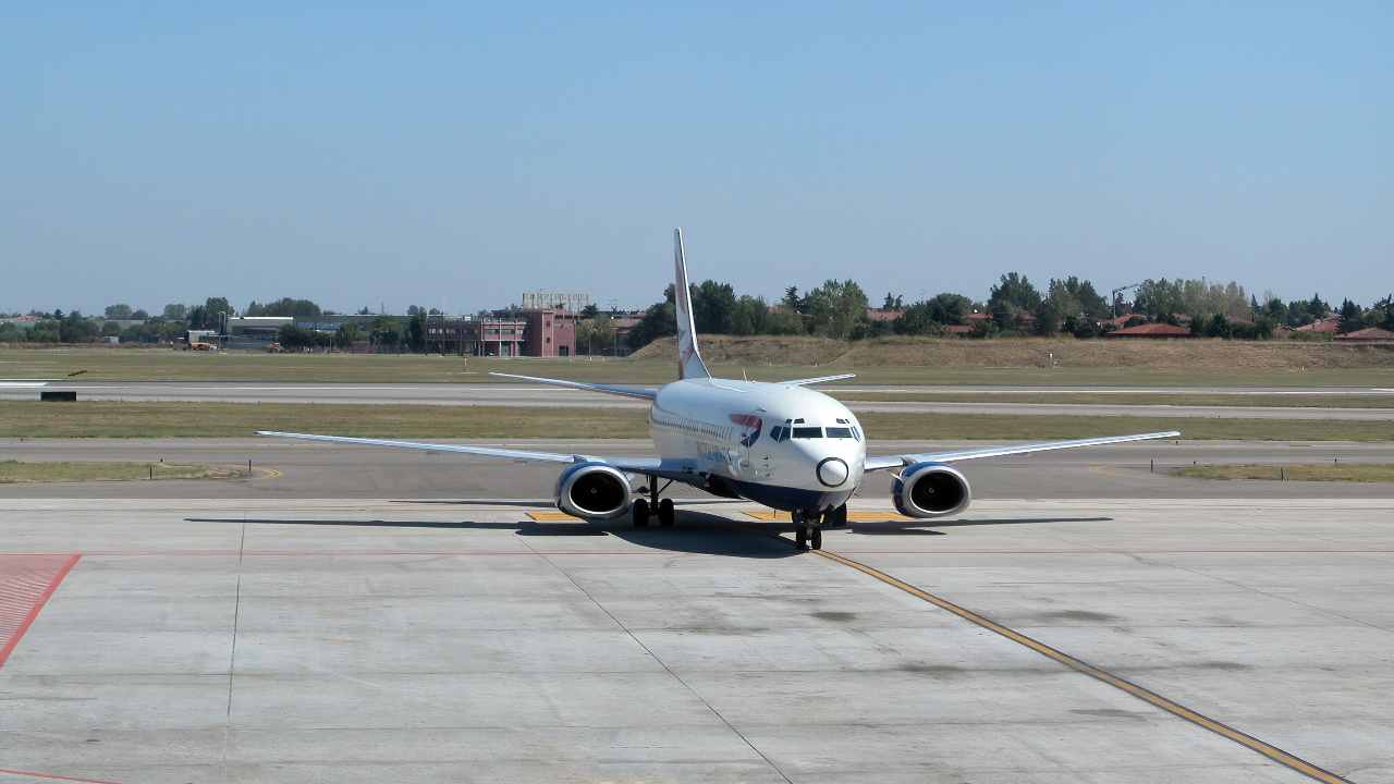 Aeroporto Bologna morto operaio