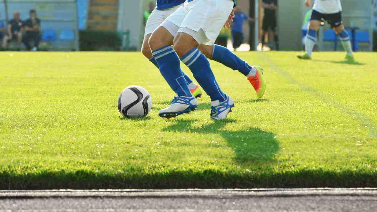 Serravalle Scrivia malore calcio morto 37enne