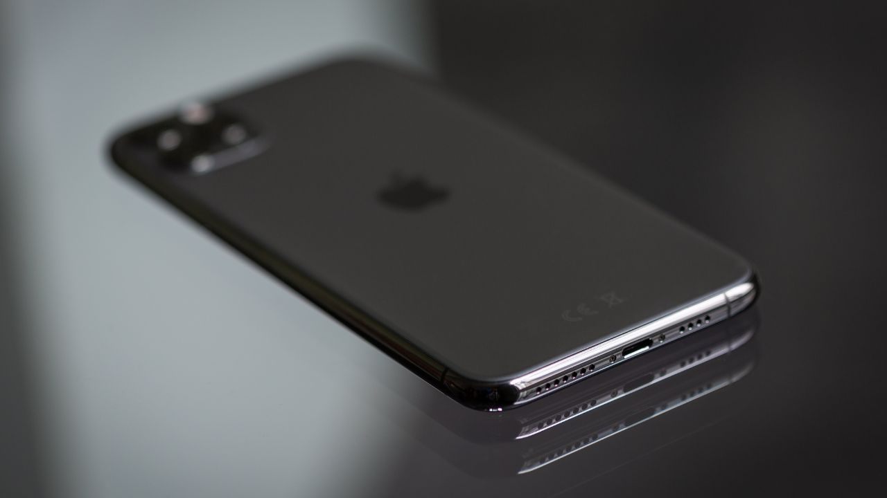 iPhone 12 vietata vendita