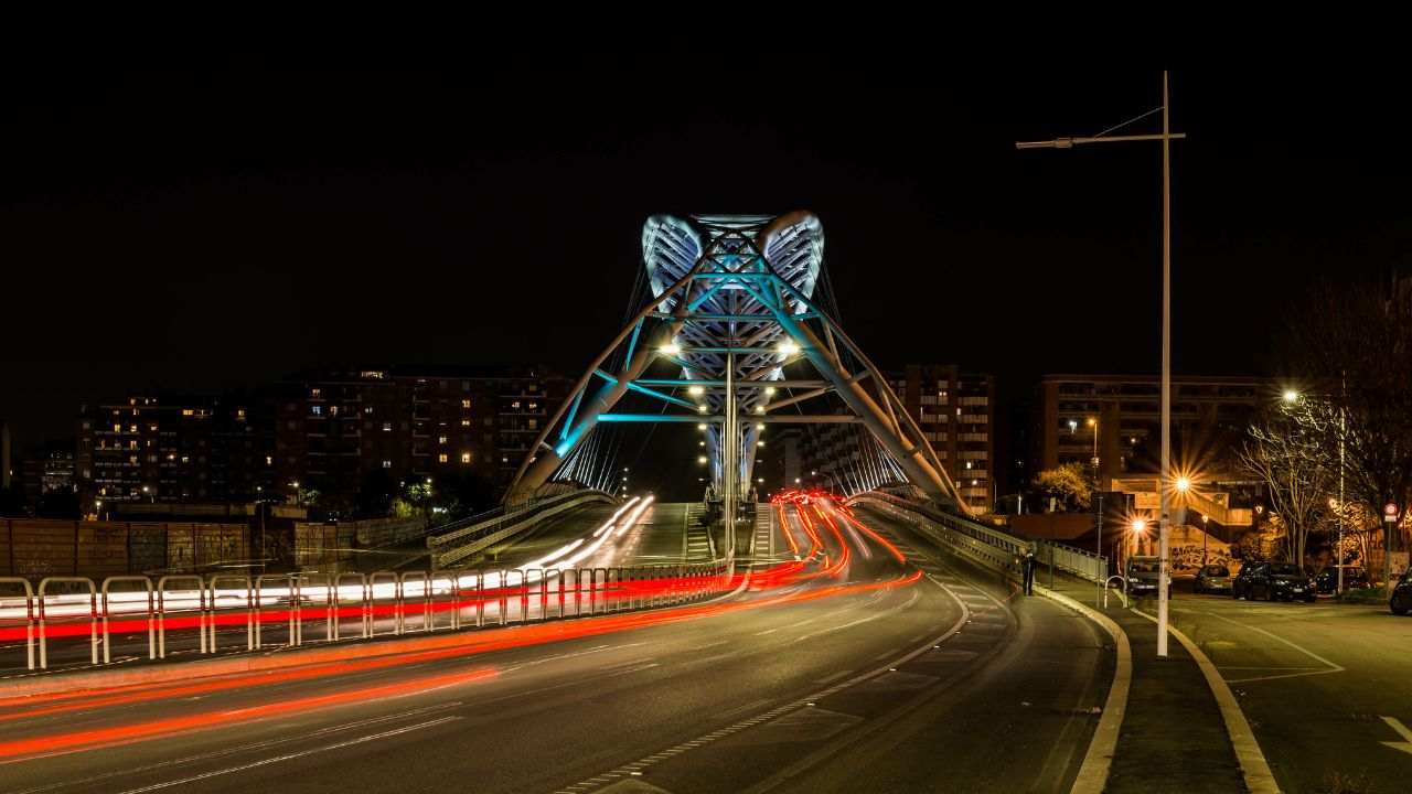 Ponte Spizzichino imbrattato: ecco cosa è successo