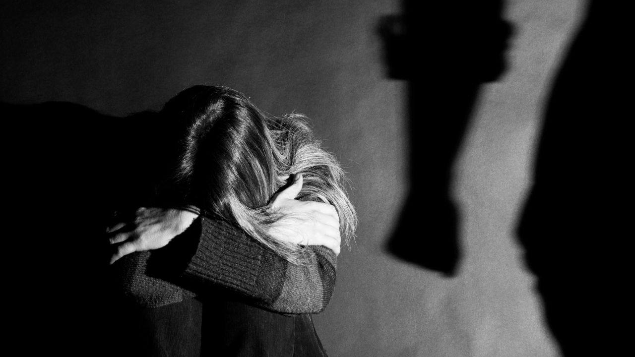 Violenza a Parma: 14enne molestata